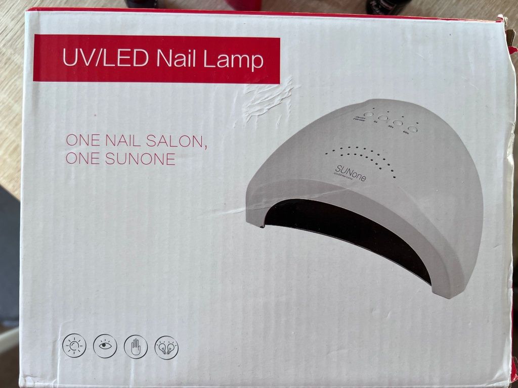 Lampa LED UV SUN Q7 pentru manichiura 48W cu timer incorp