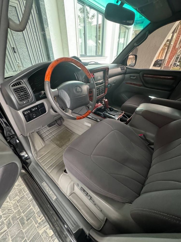 Lexus  LX-470  V8 narhi 23500$