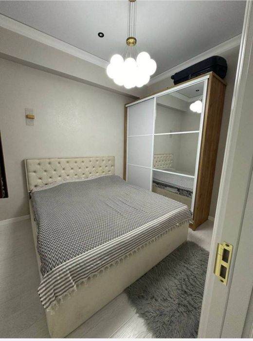 Yakkasaroy Salamatinada navastroyka 2 xonali kvartira sotiladi