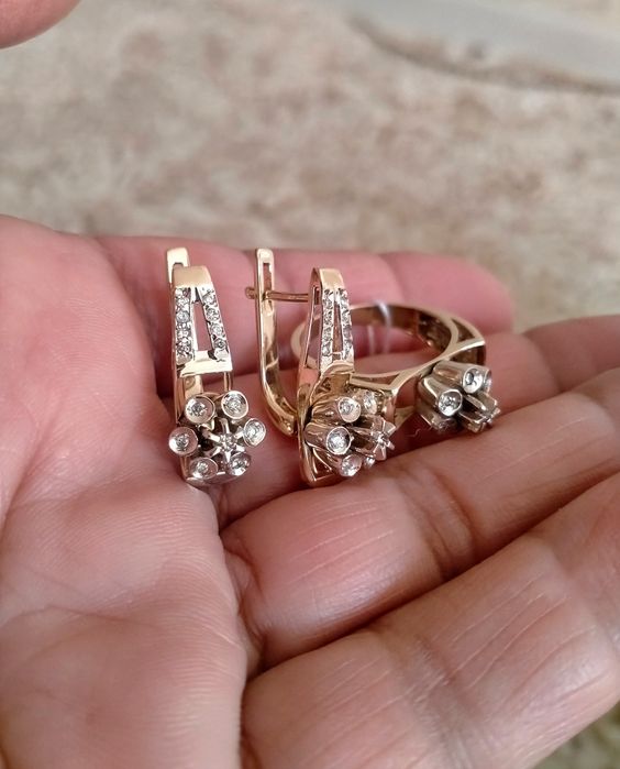 Бриллианты, Жёлтое золото, Поздний Союз