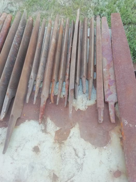 Продам разные напильники.