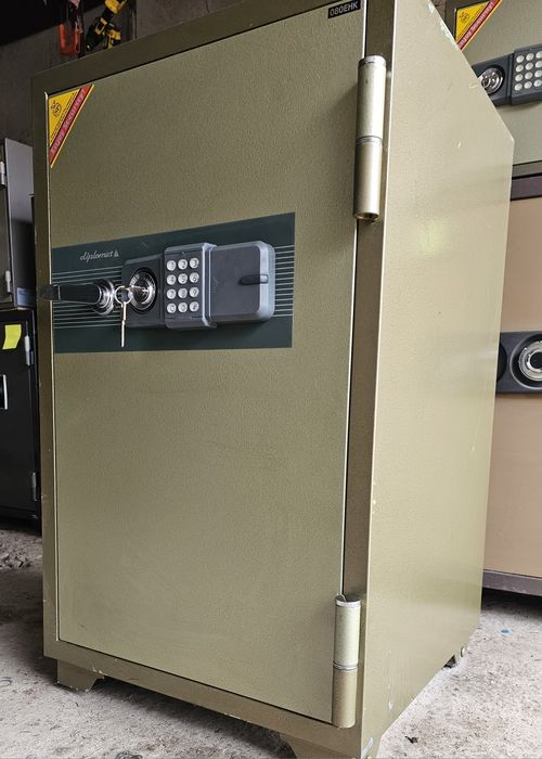 Огнеупорный сейф Diplomat электронный кодовый цифровой песочный