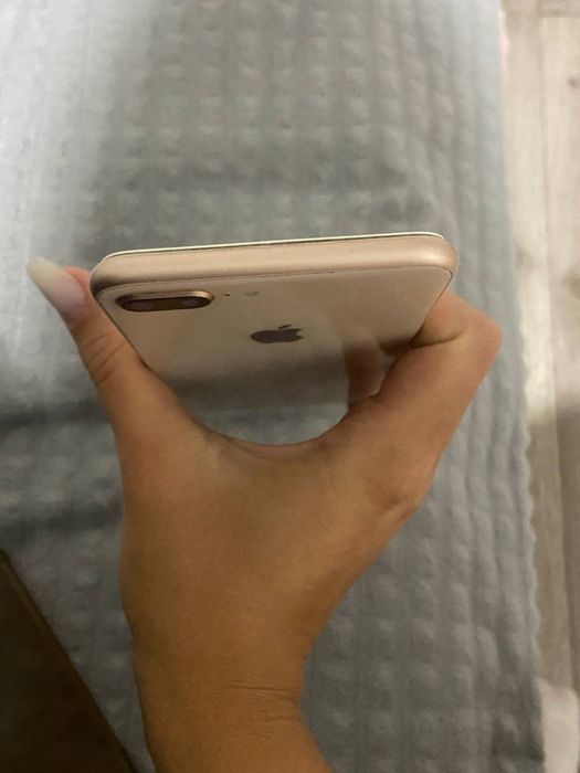 Iphone 8 plus в хорошем состоянии