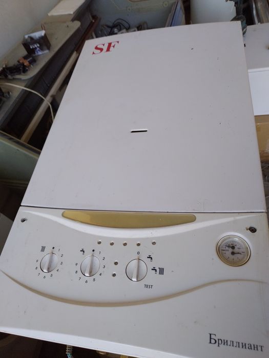 Продам отопительный котел газовый