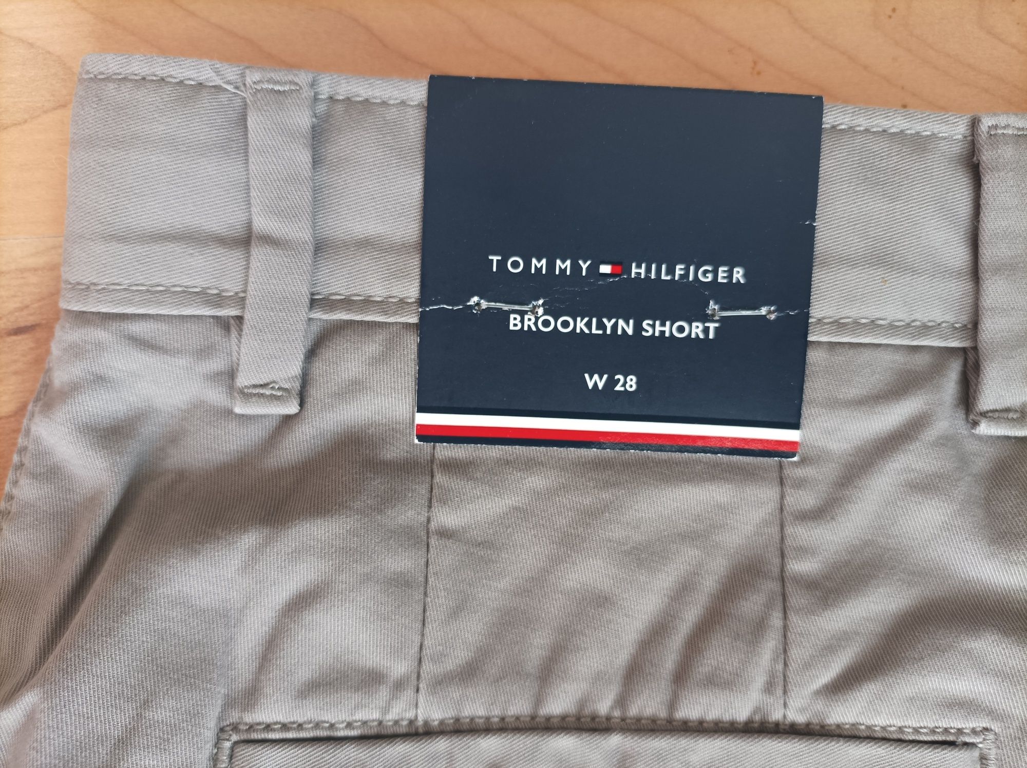 Tommy Hilfiger нови оригинални панталонки