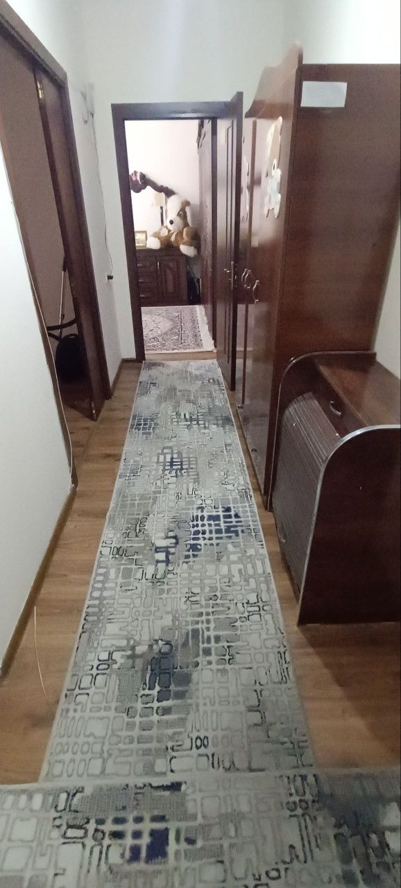 Samarqand darvaza uch lolada 2/2/12 navastoyka kvartira sotiladi