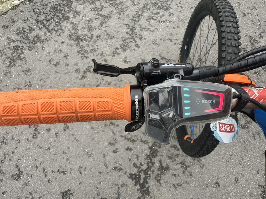 Bicicleta electrica Cube ActionTeam 750 carbon