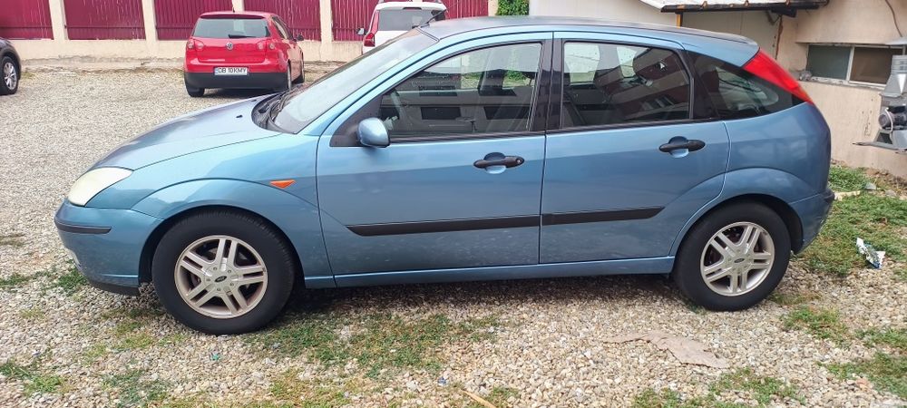 Vând Ford Focus 1