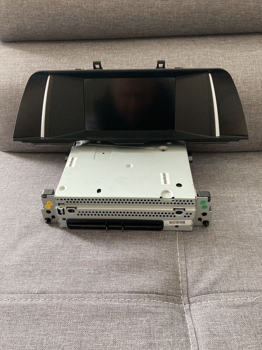 Навигация за BMW F10