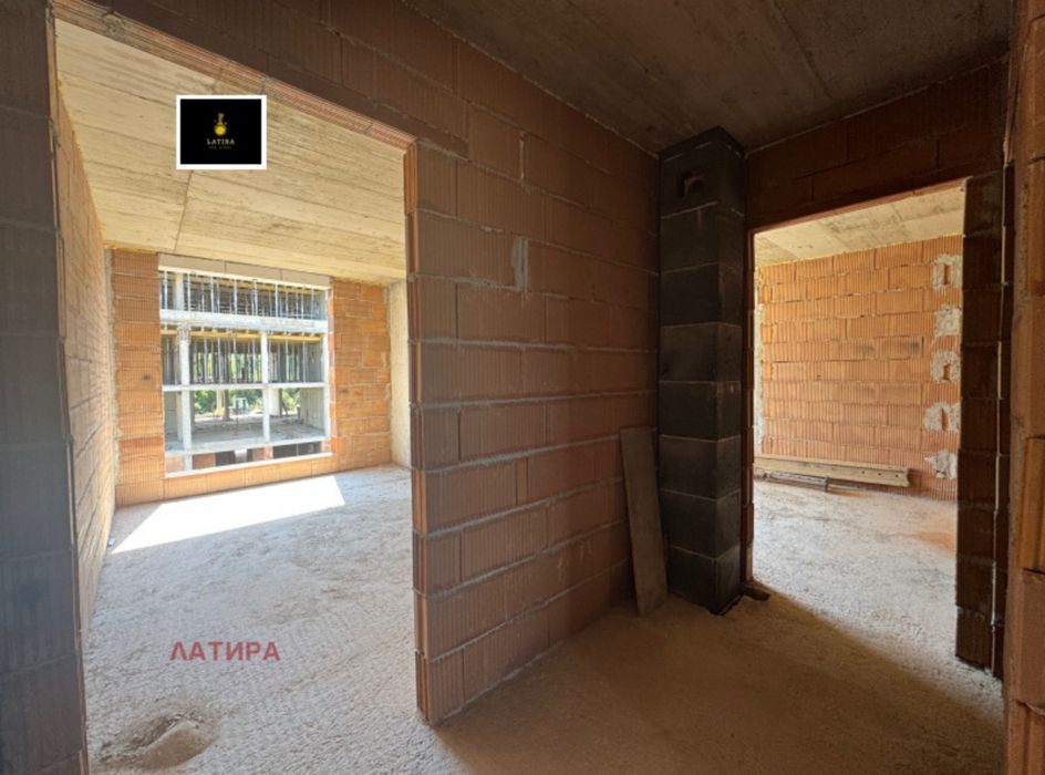 4-стаен! Малинова долина!