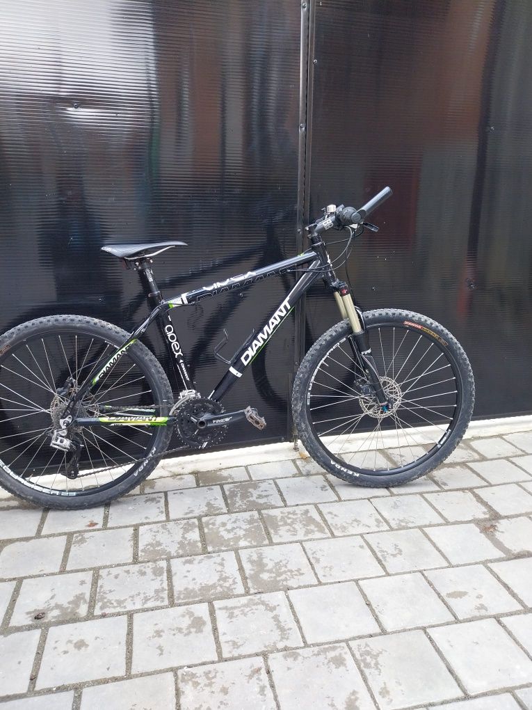 Bicicletă mtb 3x9,M.furcă aer.