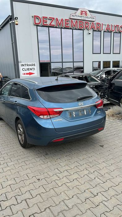 Dezmembram Hyundai I40 1.7 diesel an fabricatie 2012