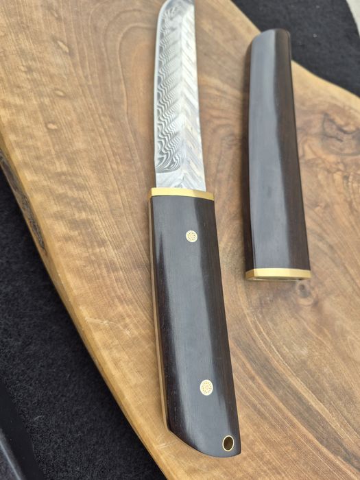 Ловен нож дамаска стомана VG10,японски стил ,LN425