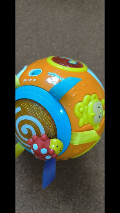 Minge Interactivă VTech (VTech Move & Crawl Ball)