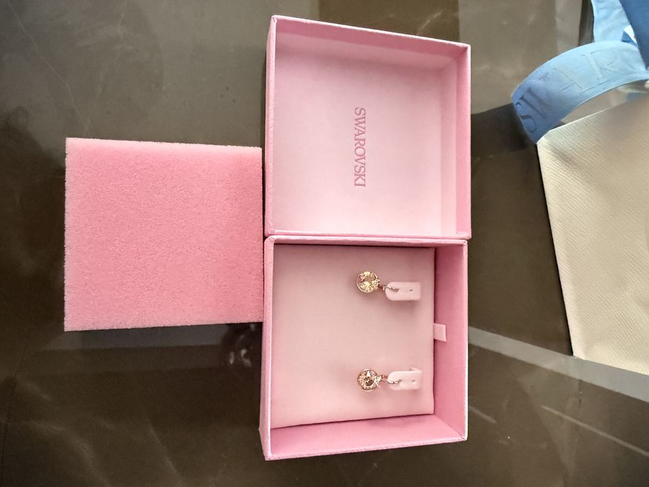 Златни обеци Swarovski