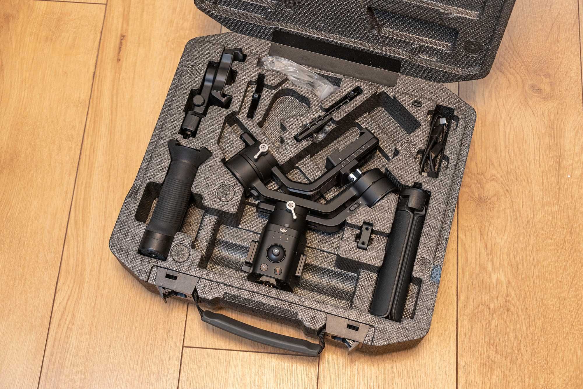 Стабилизация за камери - Гимбал DJI Ronin SC