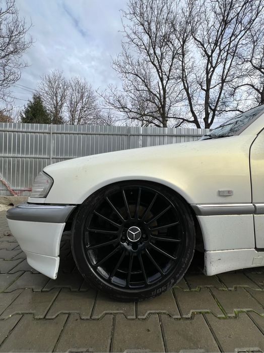 Vand/schimb jante amg R18