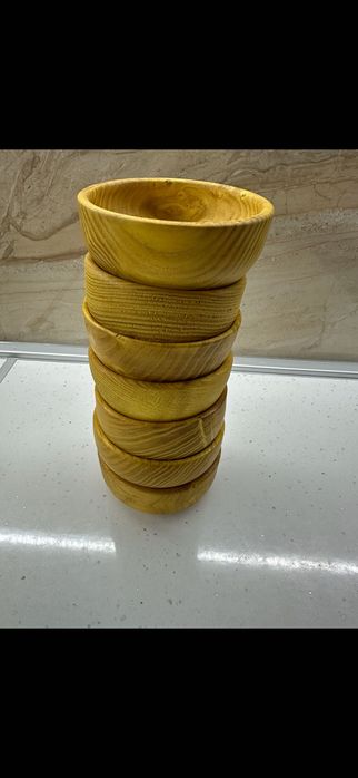 Масивни дървени купички от черница