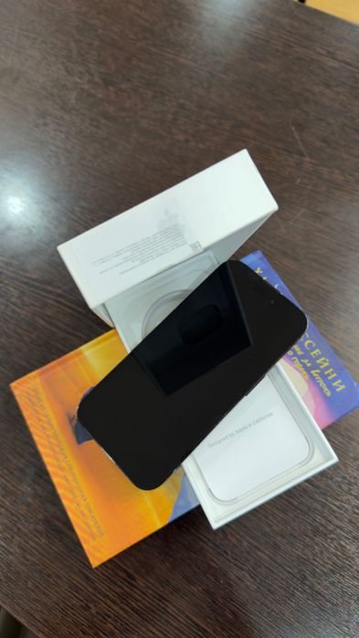 Продам IPhone 14 pro 256 GB