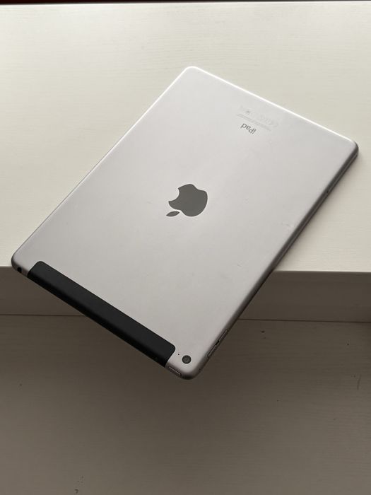 Apple iPad AIR 2 - Cellular + Wifi, impecabil