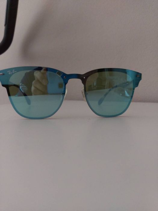 Топ модел на Ray Ban RB 3576.