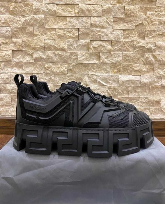 >LIVRARE GRATUITĂ< Adidasi~sneakers~ghete toamna-iarna barbati Versace