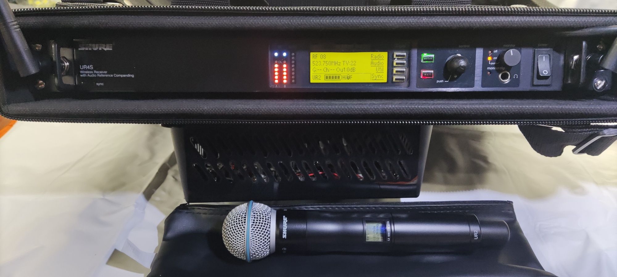 Shure UR-2S/ UR-4S+