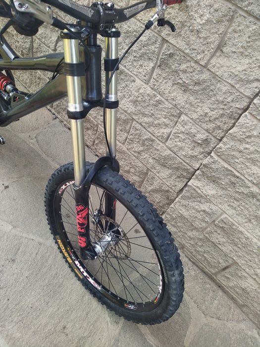 Двухподвес мтб Продам вилку даунхиловскую MTB
