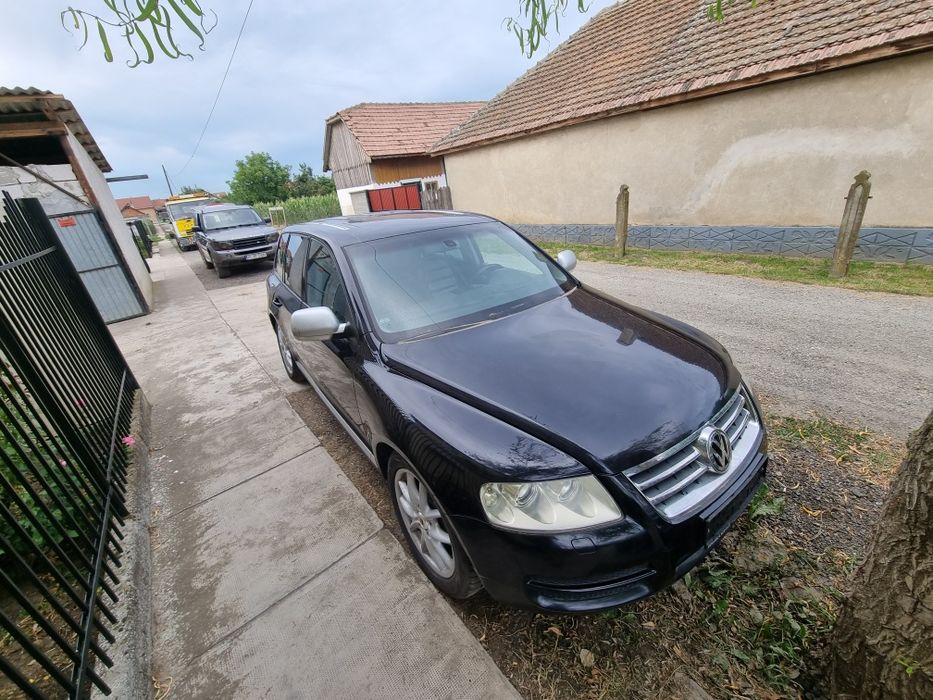 Dezmembrez vw touareg v8 4.2 benzina