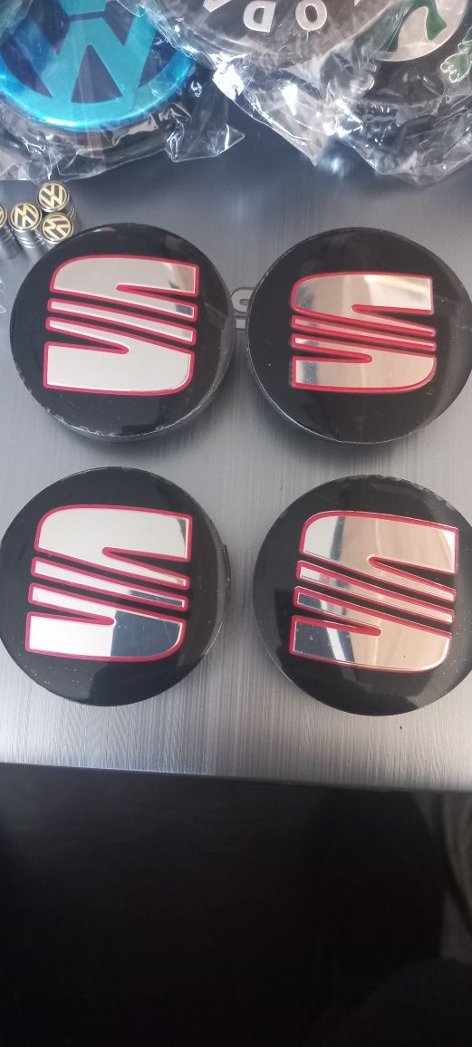 Seat - set 4 capace pentru jante aliaj