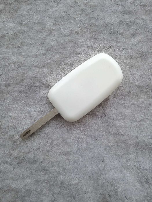 Епоксидна смола - брошка , бижу