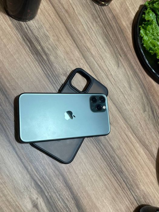 Продам iPhone 11 Pro