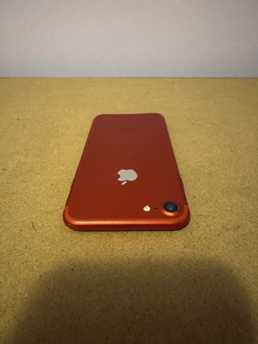 Iphone 7 red 32 gb  91% sanatate baterie