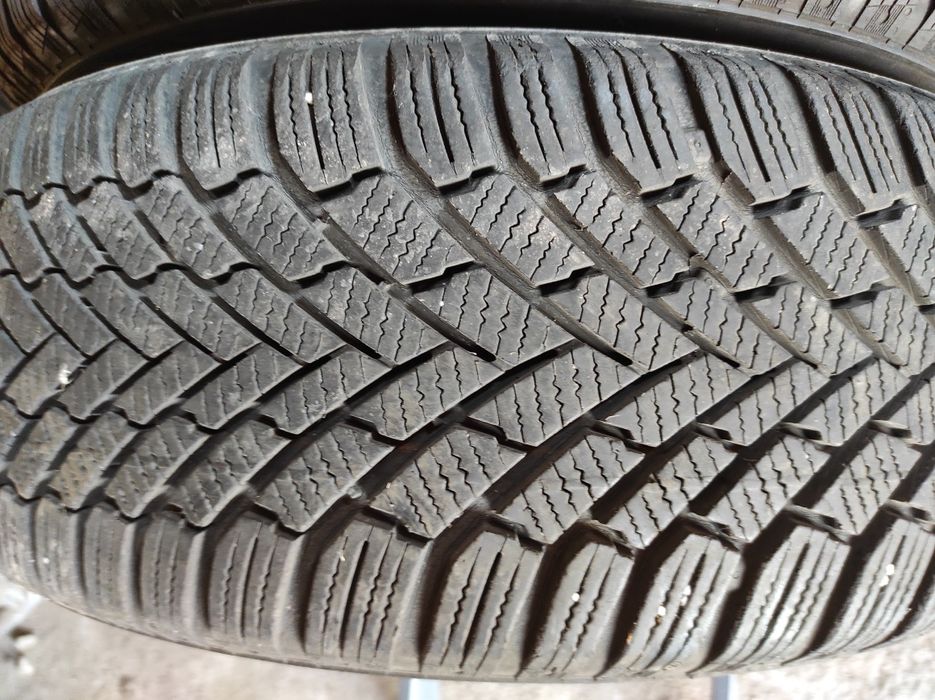 205/55/16 Continental