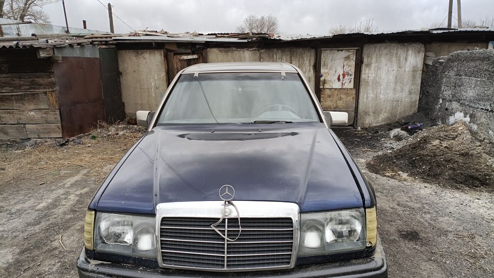 124 Мерседес  Мерседес