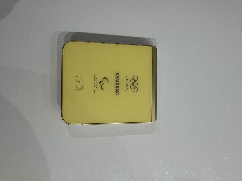 Vând Samsung galaxy zflip 6