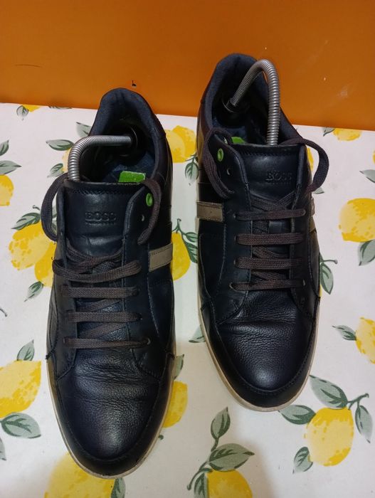 Hugo Boss кожени N 44 - 29 лв