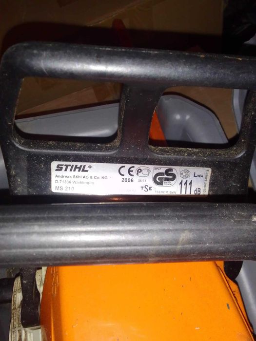 Бензинова резачка за дърва с куфар и резервна верига Stihl MS-210!