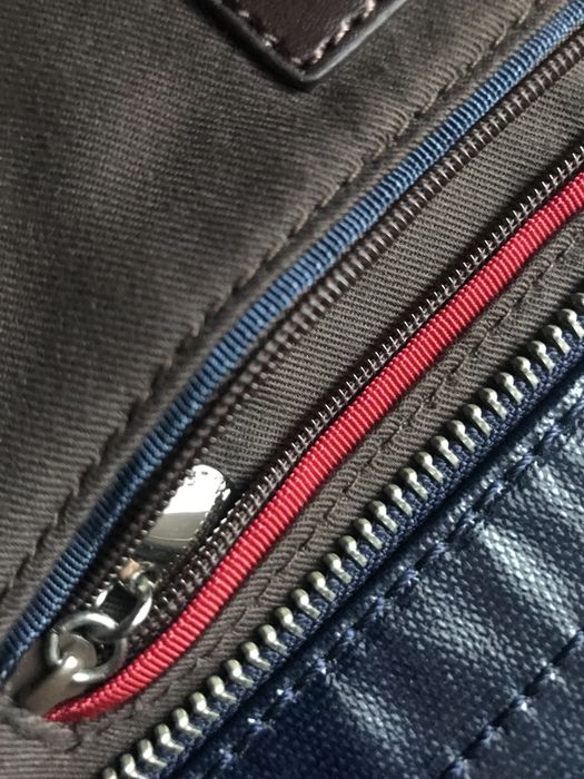 Geanta Tommy Hilfiger mare