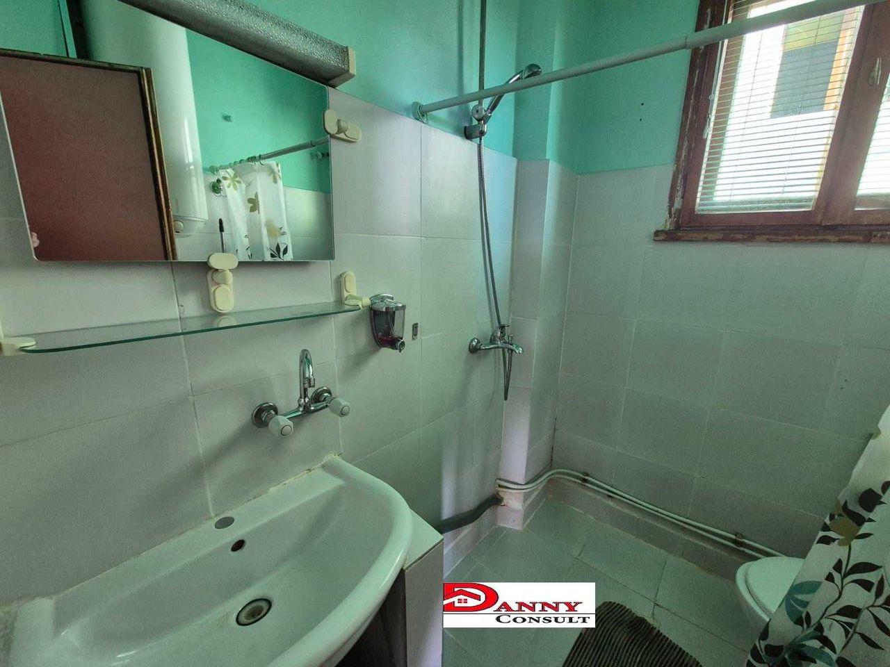 Продава се Двустаен апартамент в Велико Търново, Акация - 68 кв.м за 1456 €/кв.м - Снимка #11