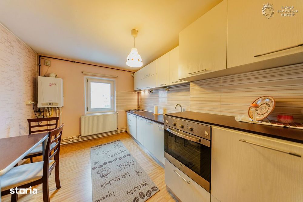 Apartament 3 Camere De Inchiriat Alfa