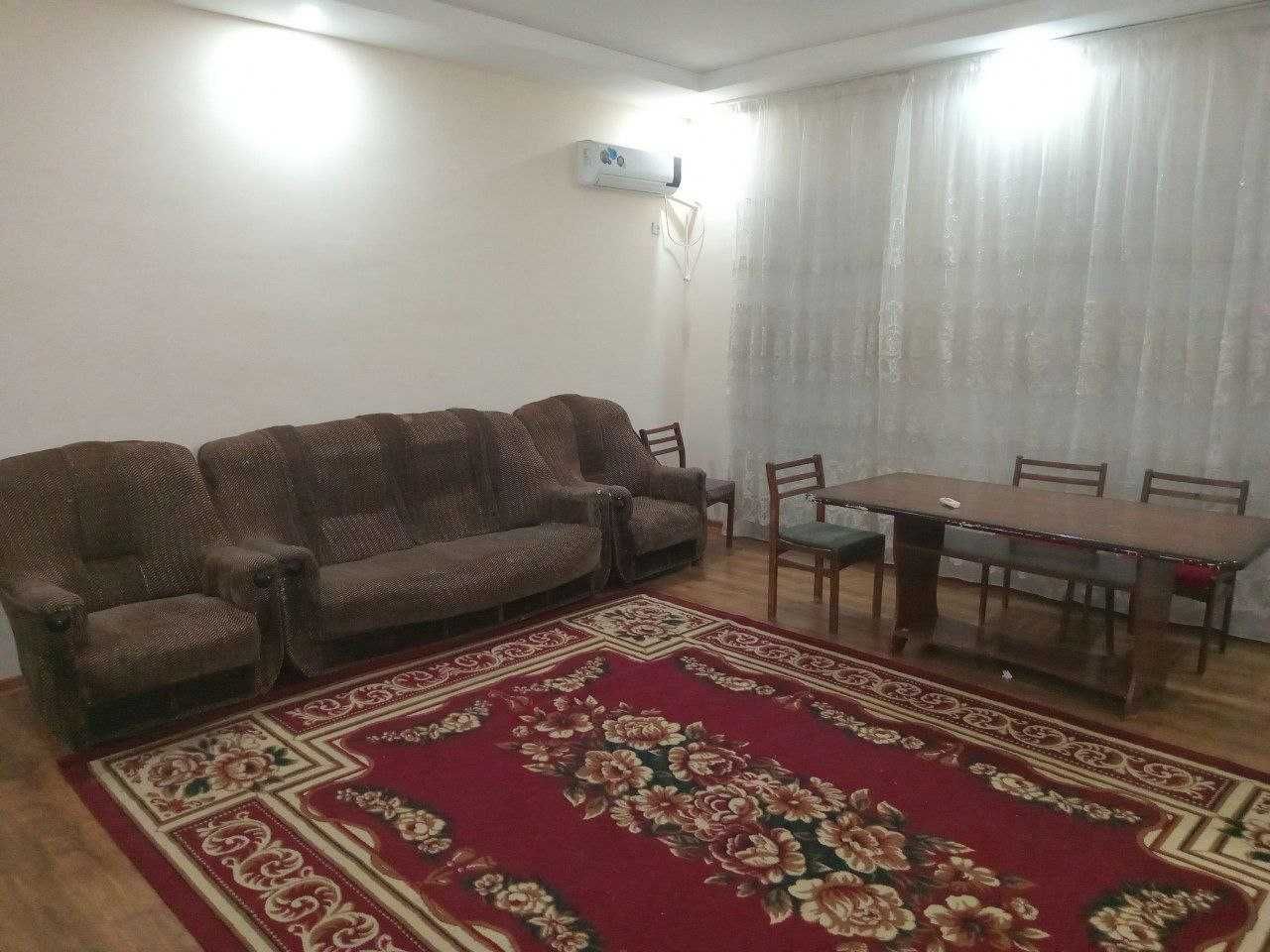 Продаётся 3 комнатная квартира 92кв 1 этаж + подвал 48