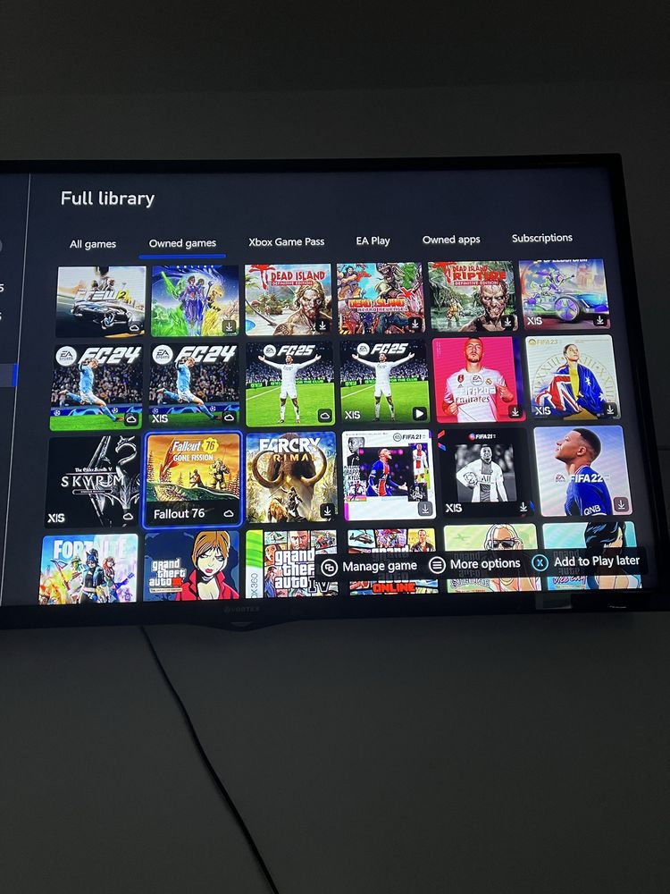 Vand xbox series s cu 2 manete