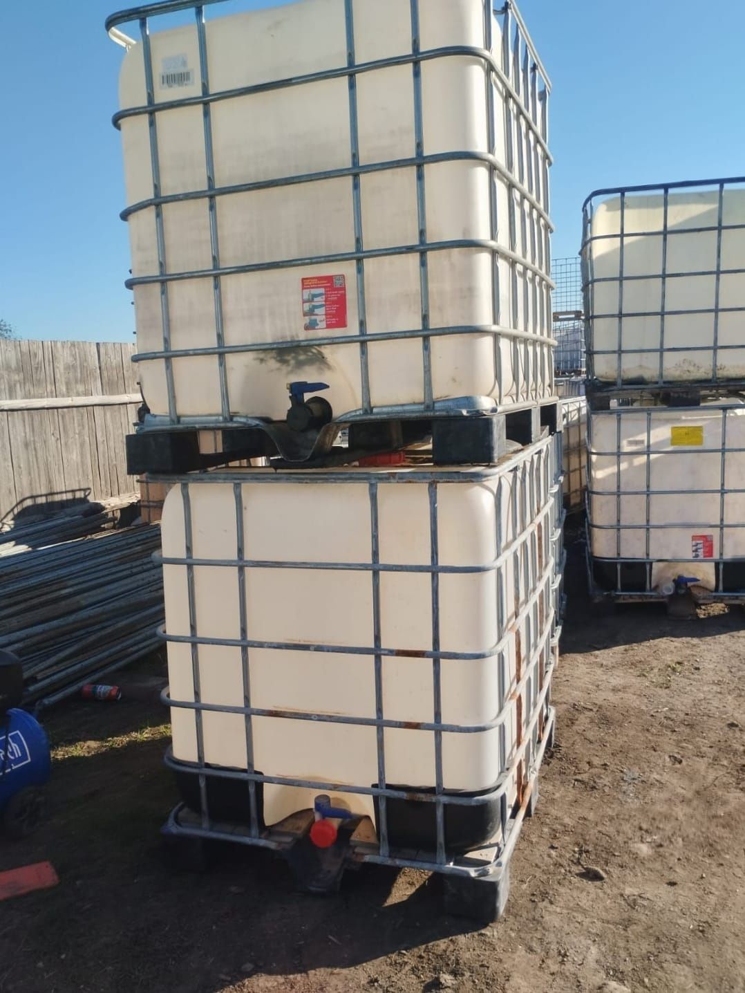 Bazin Ibc. Cuburi apă 1000l