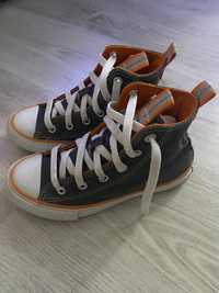 Bascheti Converse