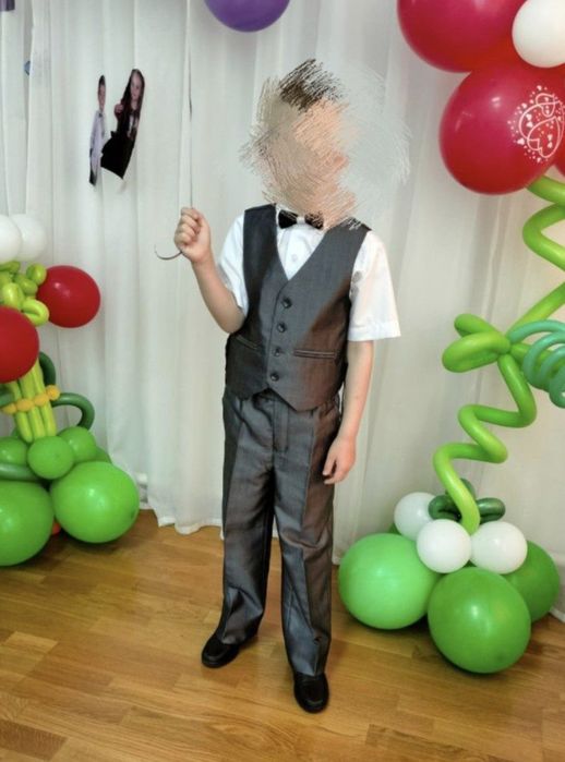 Продам костюм на мальчика