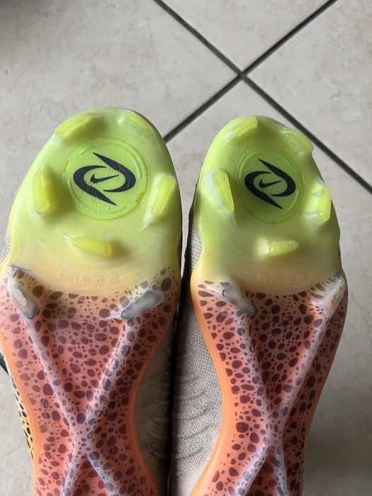 Ghete de fotbal nike phantom luna gx 2 elite marimea 44