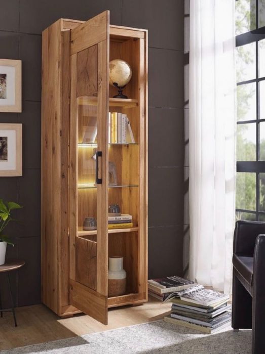 Витрина Jale от масив дъб