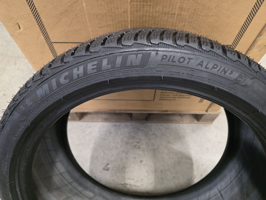 265/35R21 101V 4бр.MICHELIN PILOT ALPIN 5 XL TL 3PMSF extra load