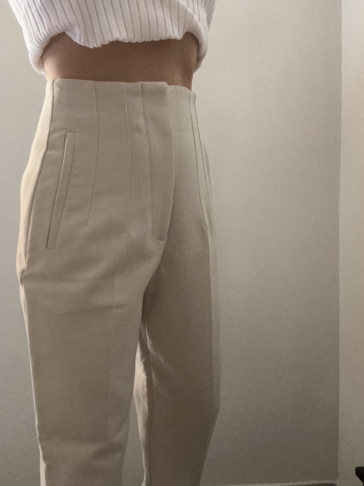Zara; екрю; панталон; нов
